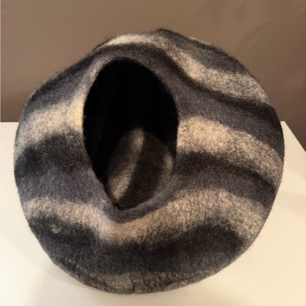 Striped Gray Felt Cat Cave Bed - Cozy Hideaway for Cats